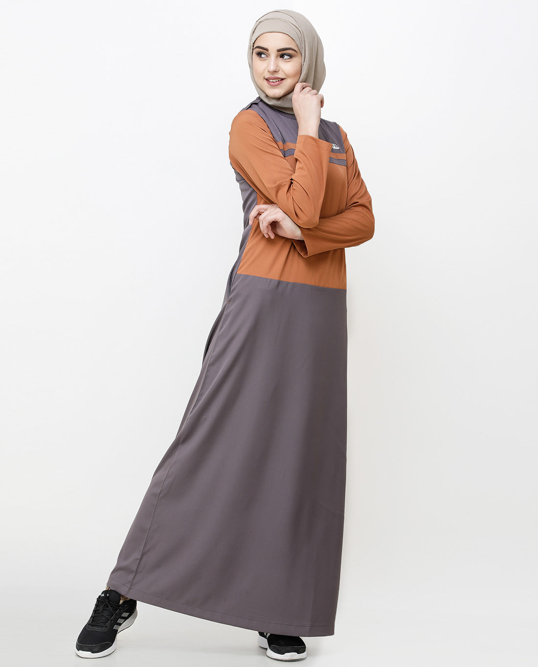 Rabbit Grey & Brown Shoulder Button Jilbab