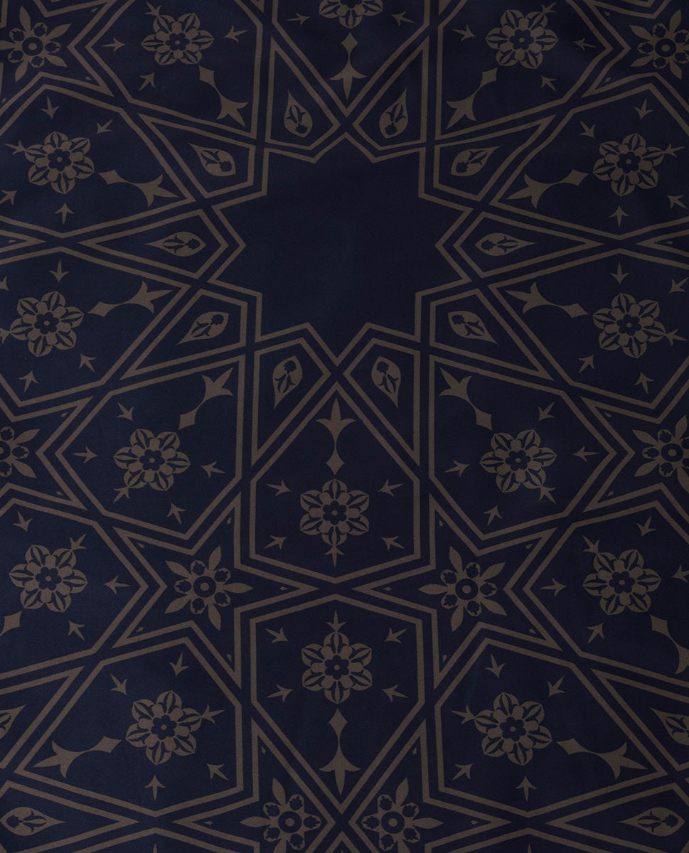 Midnight Arabesque Arch Shaped Prayer Mat Rug