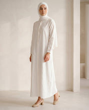 Sacred Journey Concealed Zip White Abaya