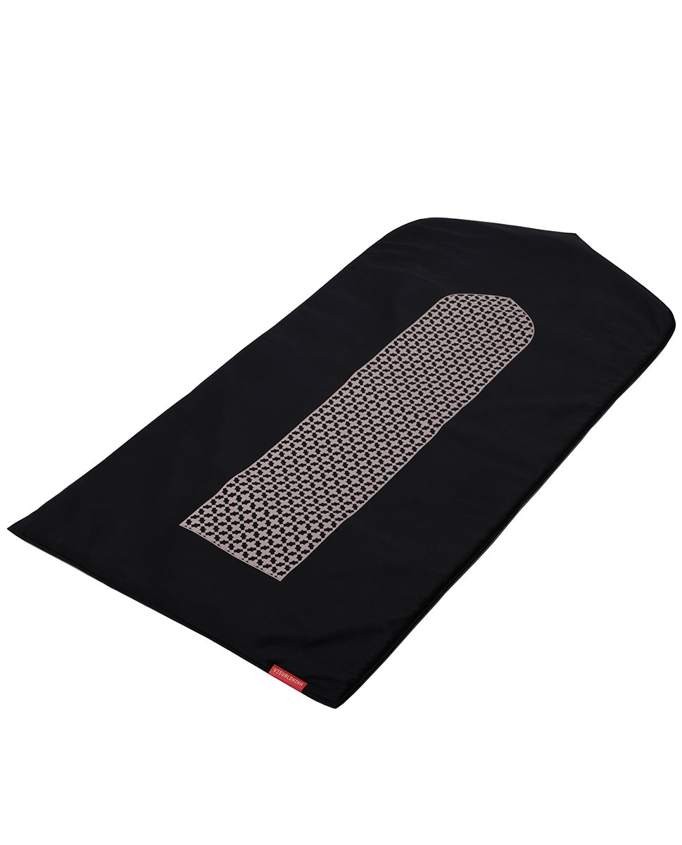 Black Mashrabiya Arch Shaped Prayer Mat Rug